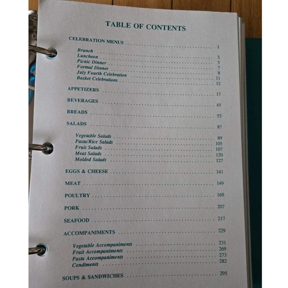 1992 First Baptist Roanoke VA Cookbook  Celebration Collection Community Recipes